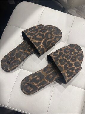 H&M Leopard Print Slide Sandals in Brown